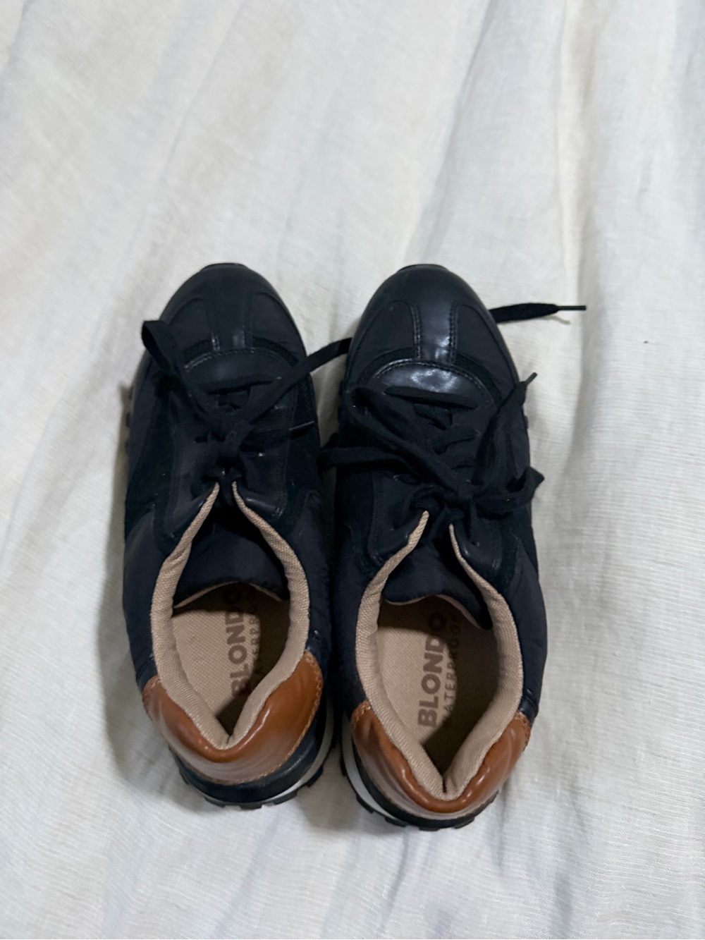 Blondo Black Sneakers with Brown Heel Collar